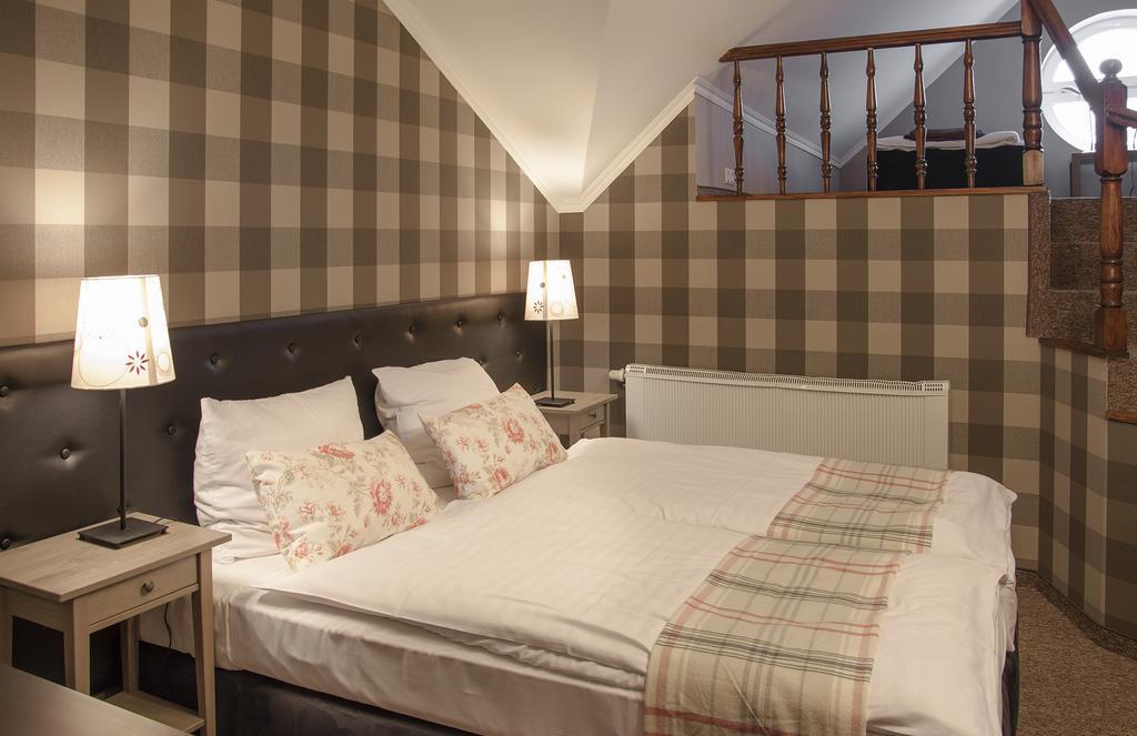 Palac Piorunow & Hotel 3*